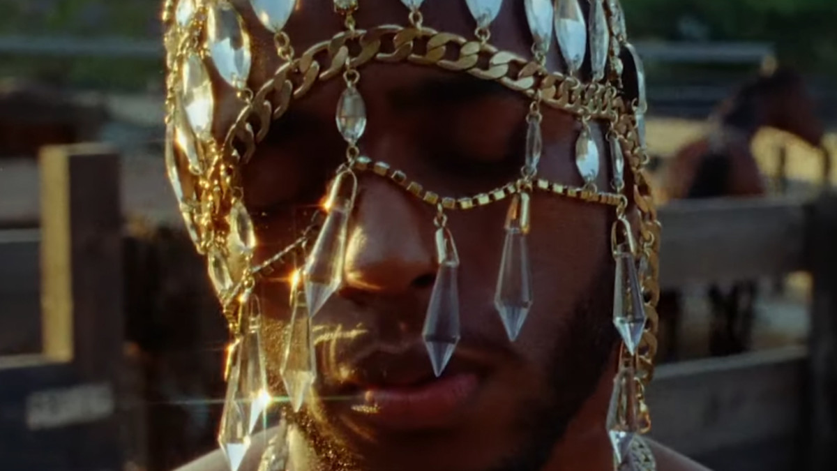 6LACK’s “Seasons” Video Perfectly Captures Love In the Height of Summer