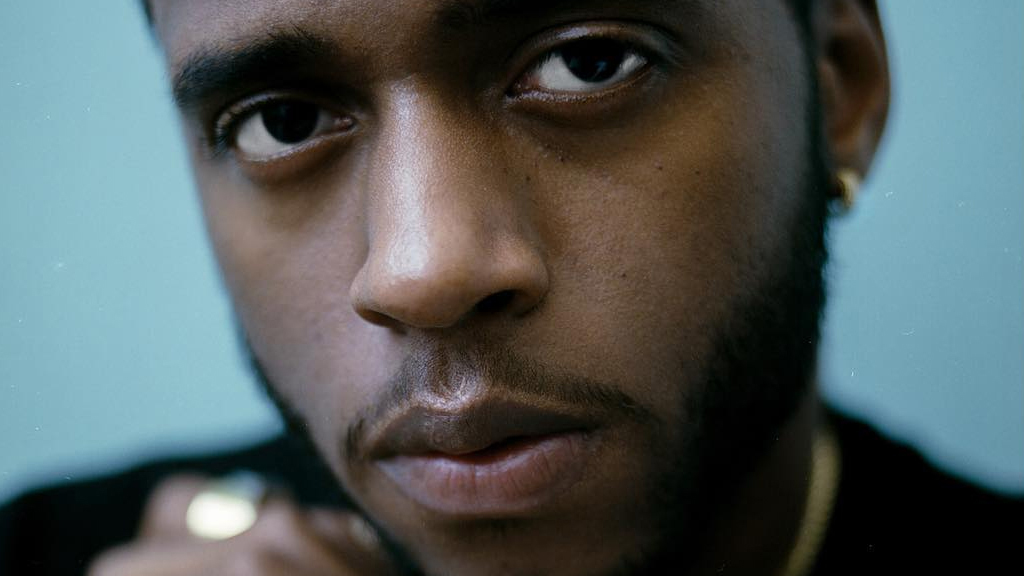 6LACK on Being Signed to Flo Rida: “I Never Got Paid, Ever. I Never Saw a Check”