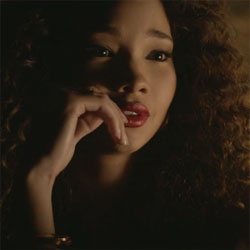 Find Her: Who’s the Girl In Drake’s “Hold On We’re Going Home” Video?